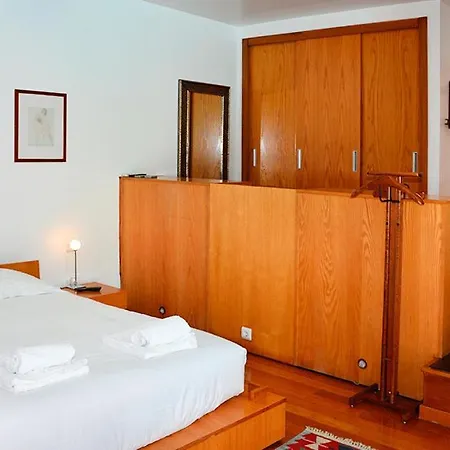 Aroeira Sleeps 12 Pool Air Con Wifi