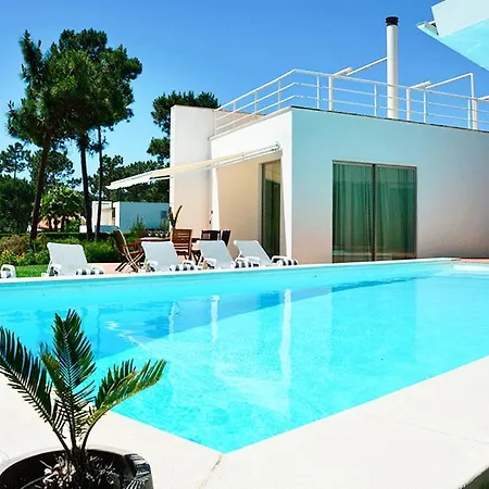 Aroeira Sleeps 12 Pool Air Con Wifi